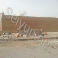 مكب نفايات بالقرب من مدرسة الصبان